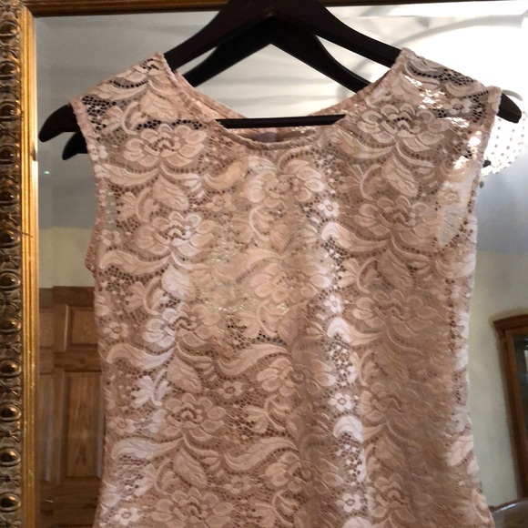 MAURICES NWOT BLUSH PINK LACE SLEEVELESS TOP - Picture 2 of 16